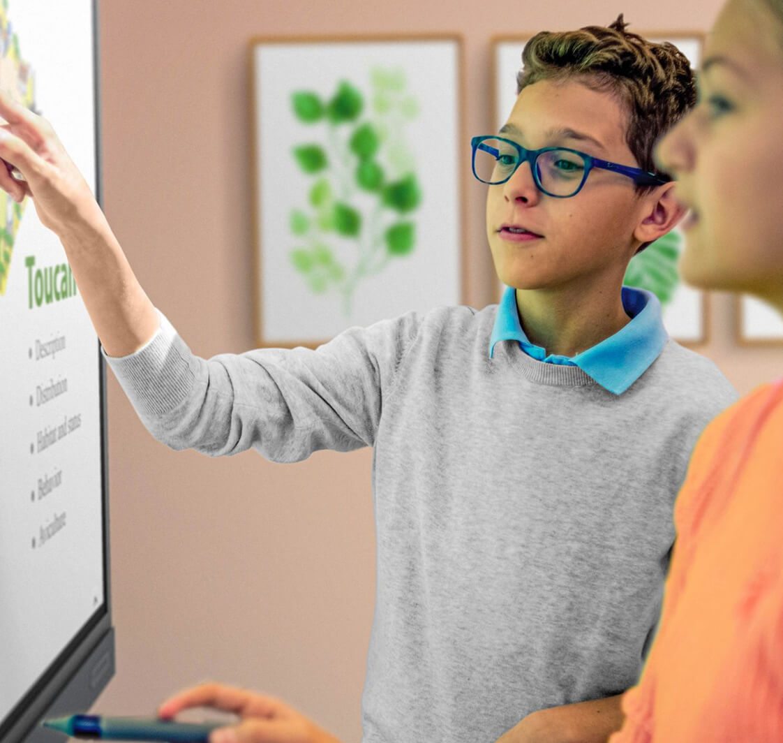 Children using BenQ Interactive Flat Panel.